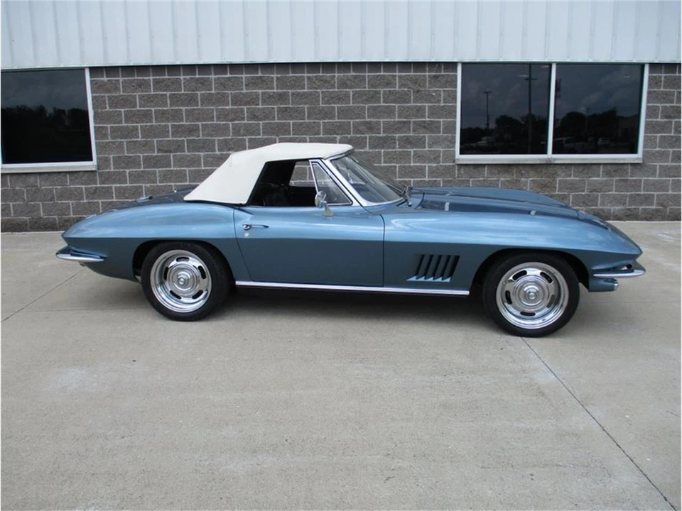 1967 Chevrolet Corvette C2 - Image 24 of 31
