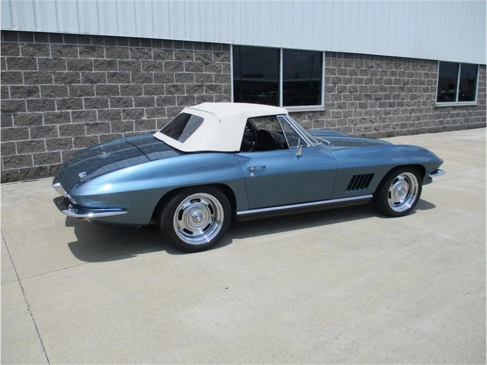 1967 Chevrolet Corvette C2 - Image 30 of 31