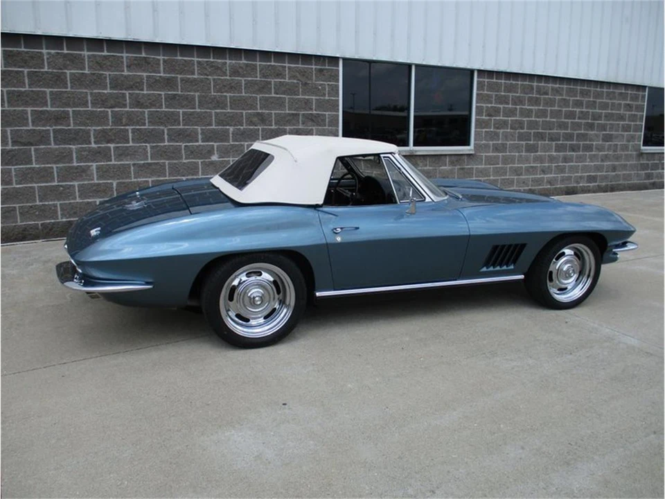 1967 Chevrolet Corvette C2 - Image 25 of 31