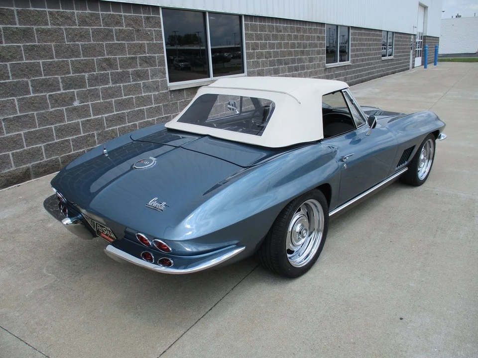 1967 Chevrolet Corvette C2 - Image 27 of 31