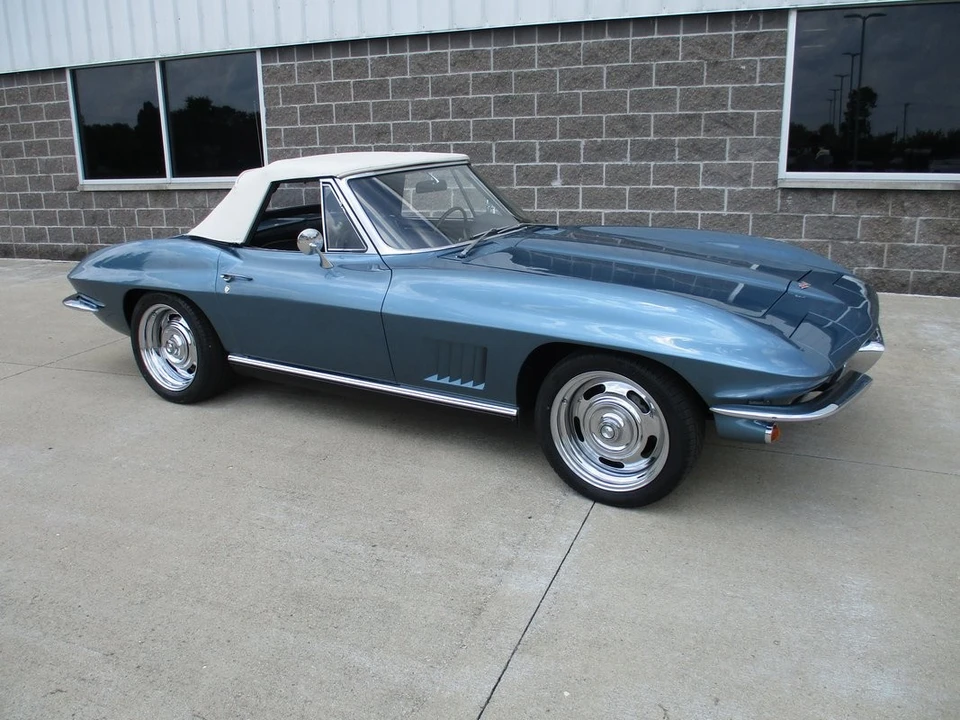 1967 Chevrolet Corvette C2 - Image 4 of 31