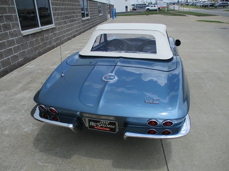 1967 Chevrolet Corvette C2 - Image 28 of 31