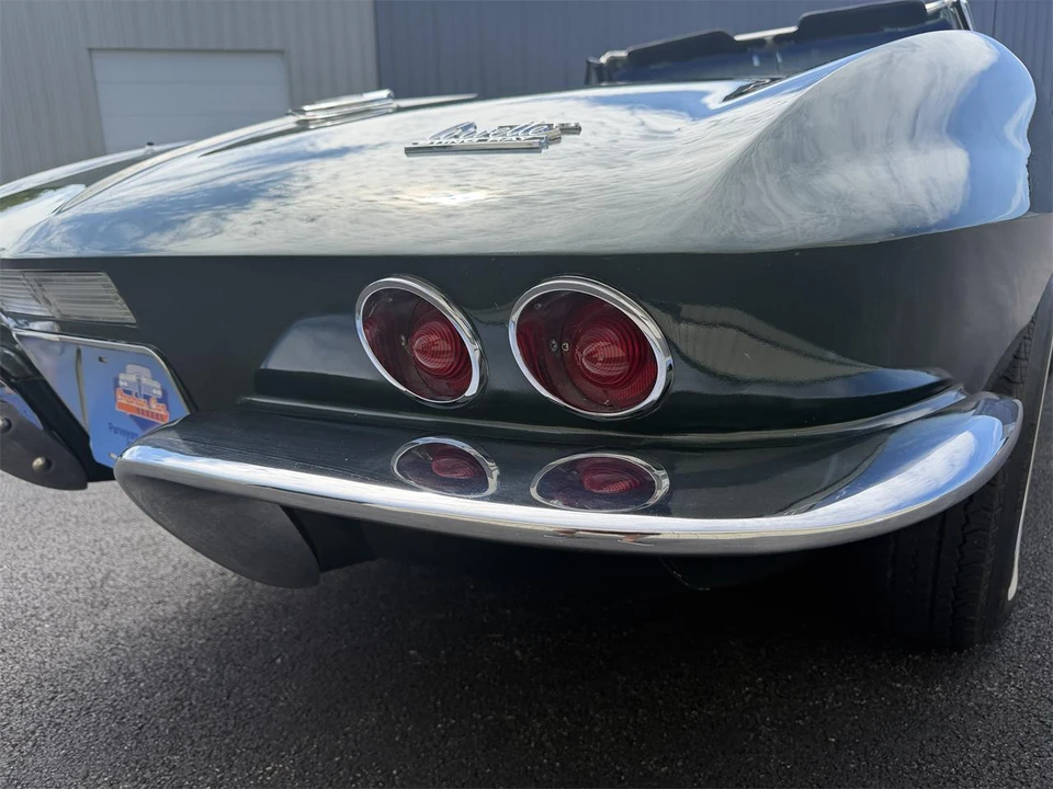 1967 Chevrolet Corvette C2 - Image 24 of 31