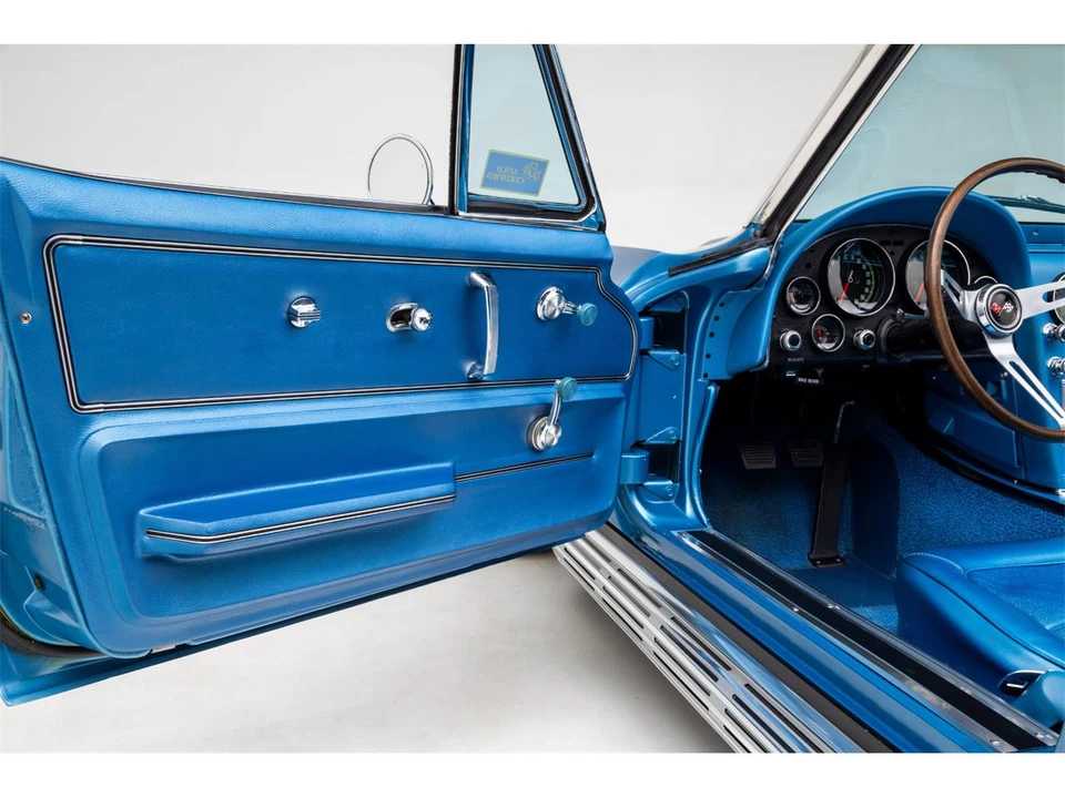 1967 Chevrolet Corvette C2 - Image 24 of 31