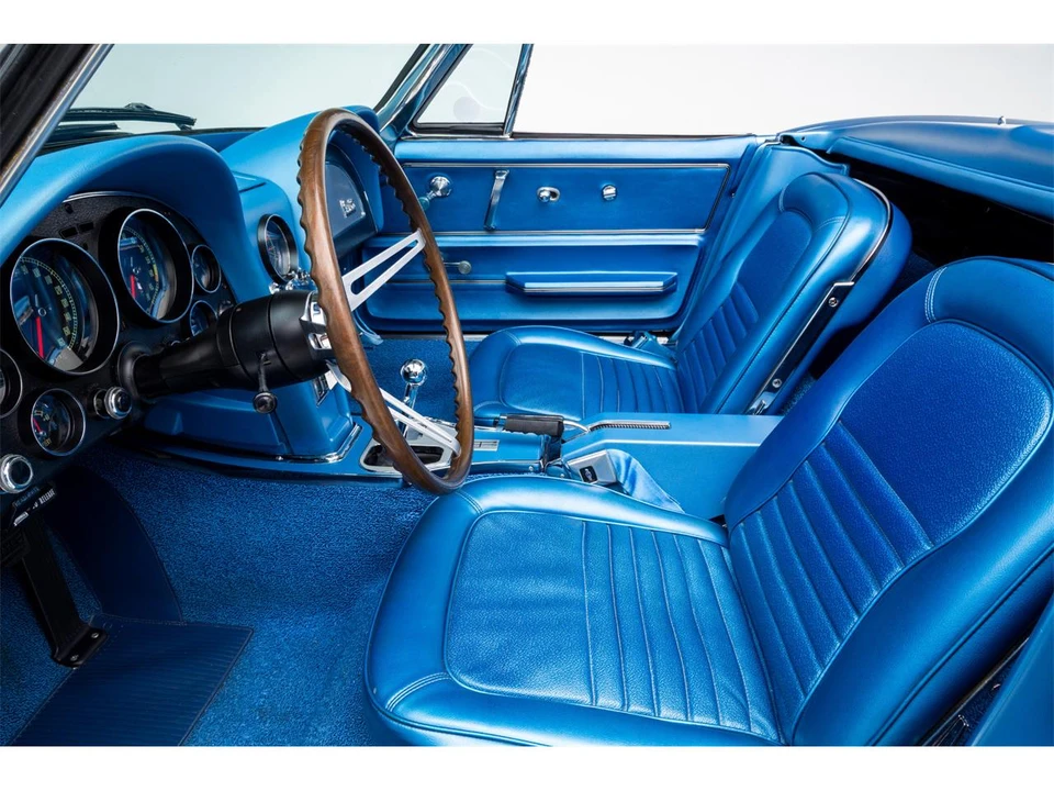 1967 Chevrolet Corvette C2 - Image 25 of 31