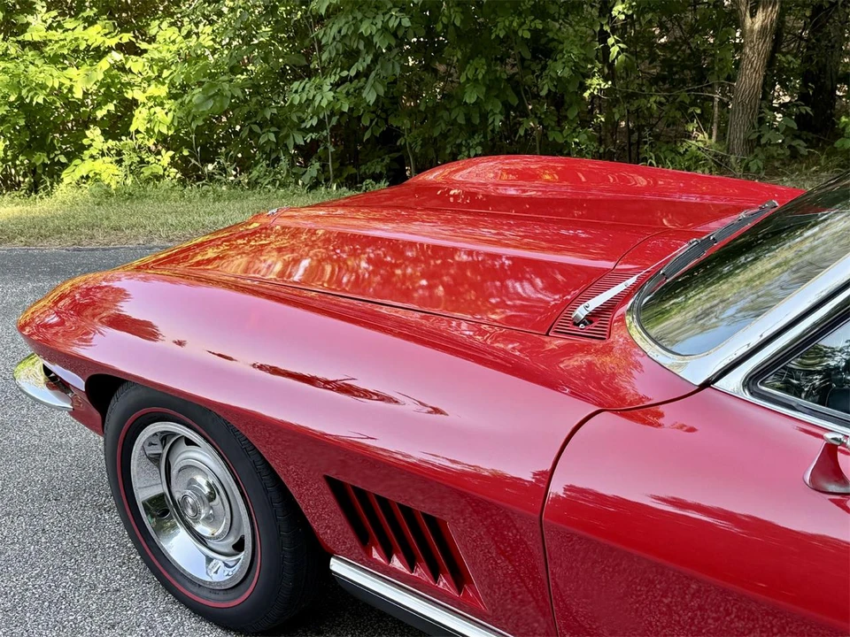 1967 Chevrolet Corvette C2 - Image 11 of 31