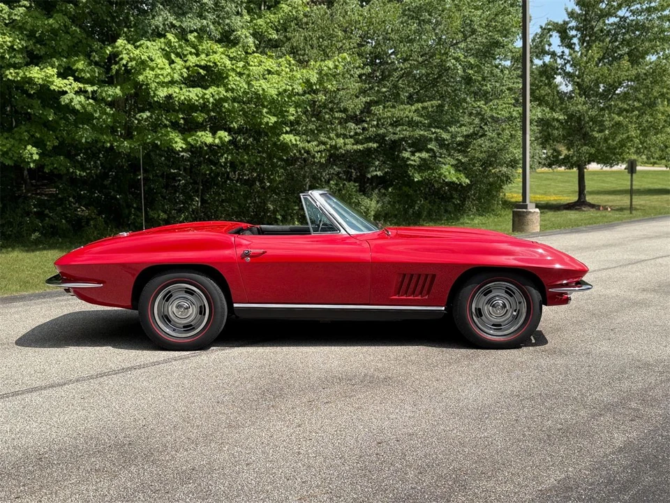 1967 Chevrolet Corvette C2 - Image 26 of 31