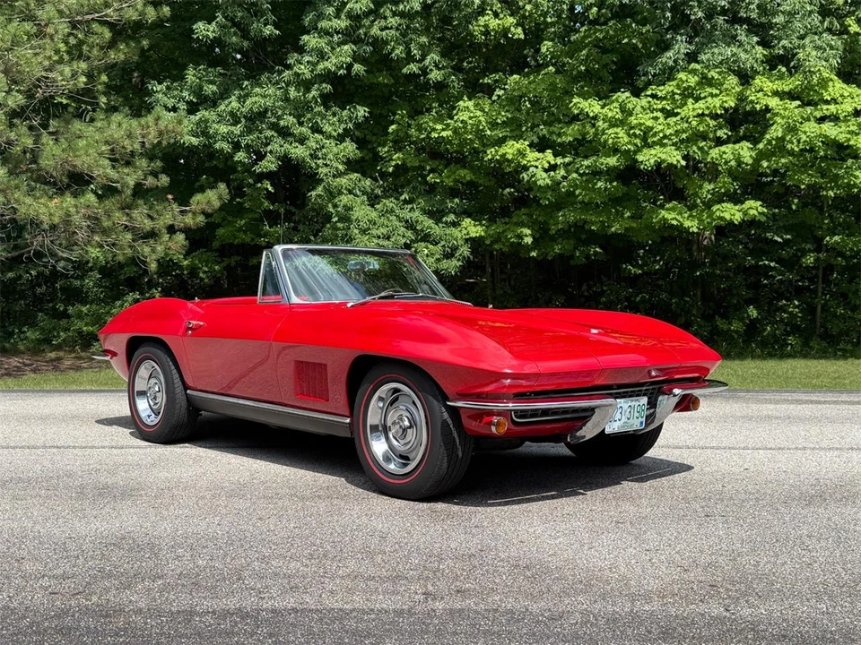 1967 Chevrolet Corvette C2 - Image 21 of 31