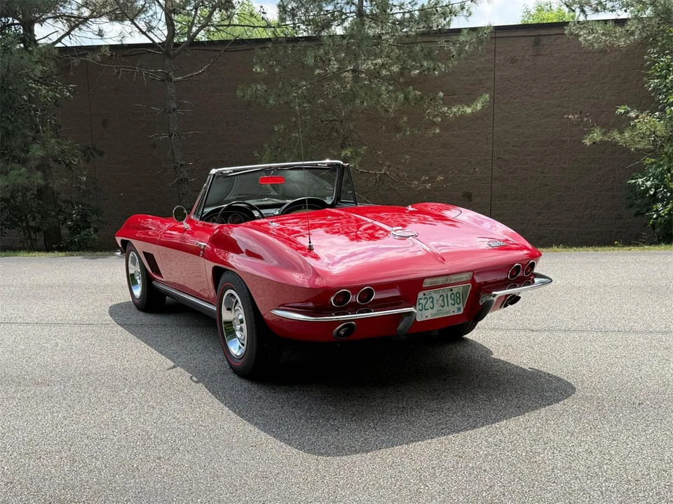 1967 Chevrolet Corvette C2 - Image 24 of 31