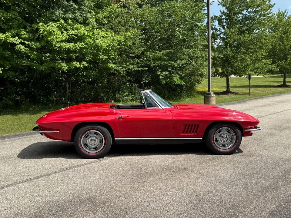 1967 Chevrolet Corvette C2 - Image 27 of 31