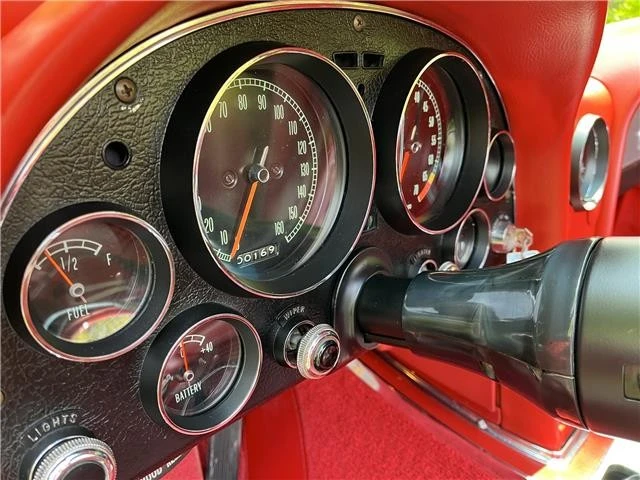 1967 Chevrolet Corvette C2 - Image 20 of 31