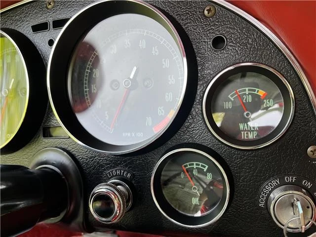 1967 Chevrolet Corvette C2 - Image 28 of 31