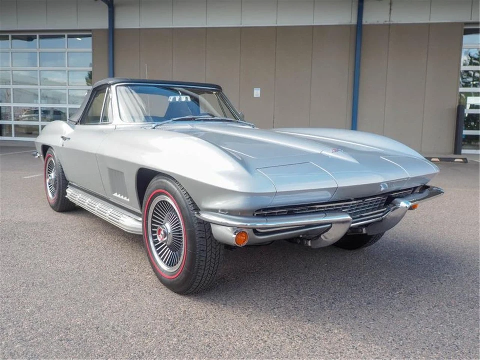 1967 Chevrolet Corvette C2 - Image 15 of 31