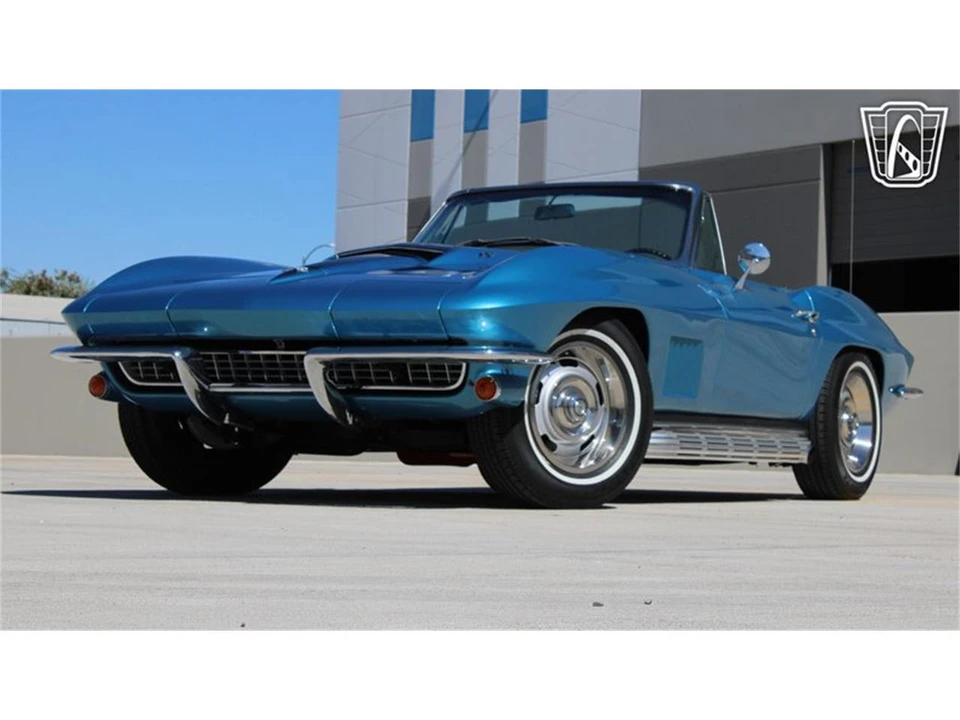 1967 Chevrolet Corvette C2 - Image 2 of 31