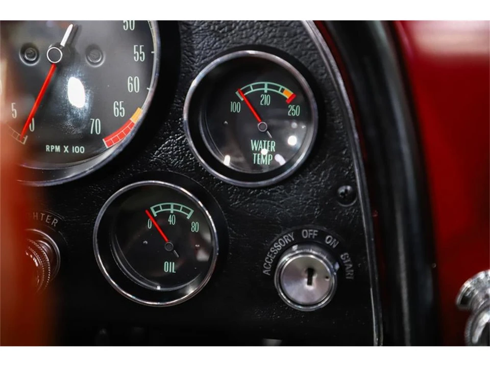 1967 Chevrolet Corvette C2 - Image 19 of 31