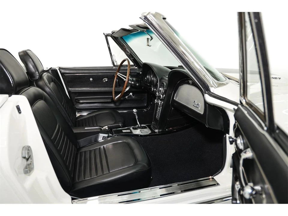 1967 Chevrolet Corvette C2 - Image 14 of 30