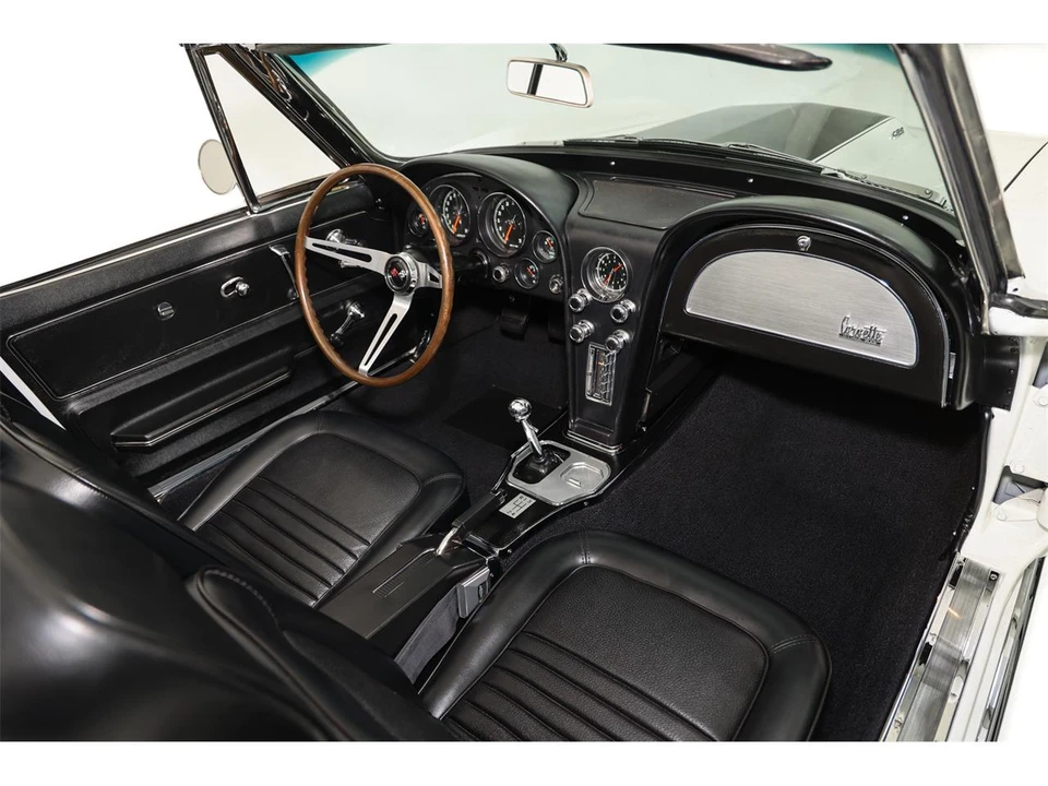 1967 Chevrolet Corvette C2 - Image 15 of 30