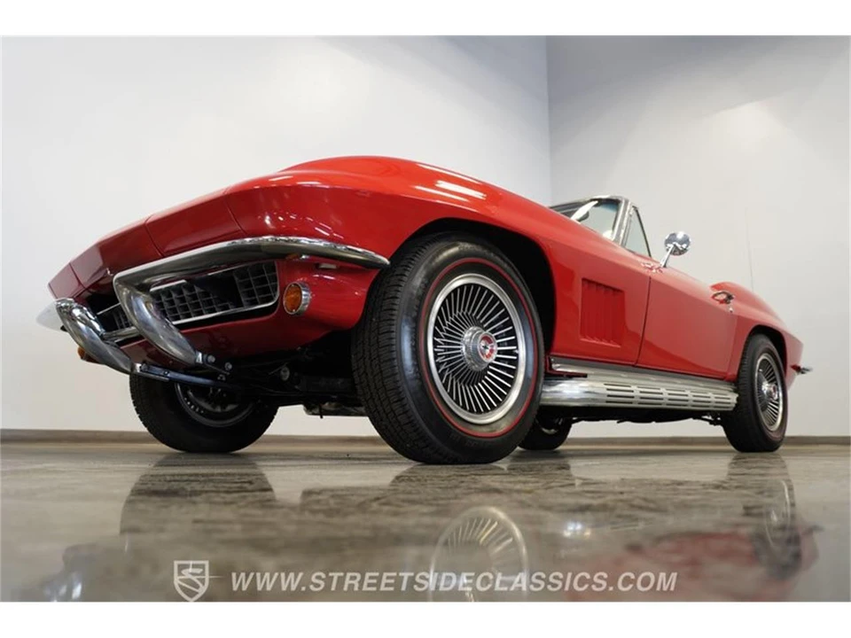 1967 Chevrolet Corvette C2 - Image 19 of 31