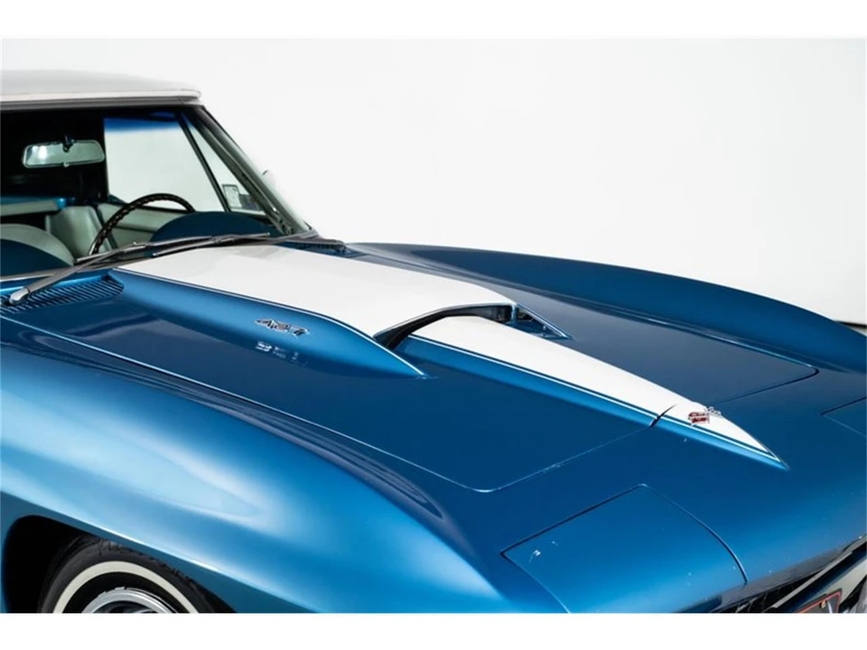 1967 Chevrolet Corvette C2 - Image 17 of 31