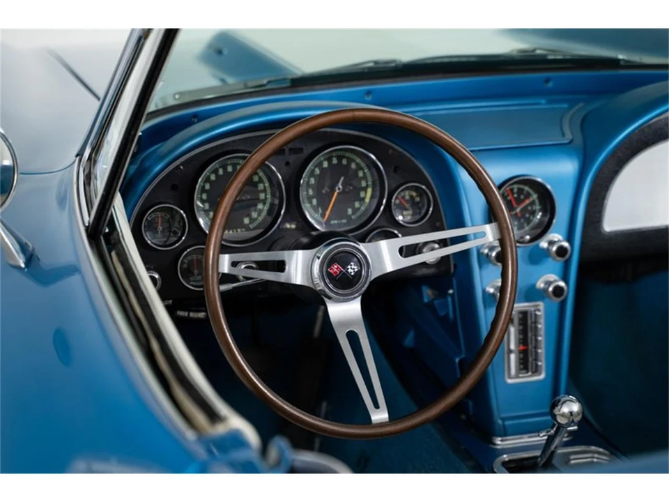 1967 Chevrolet Corvette C2 - Image 24 of 31