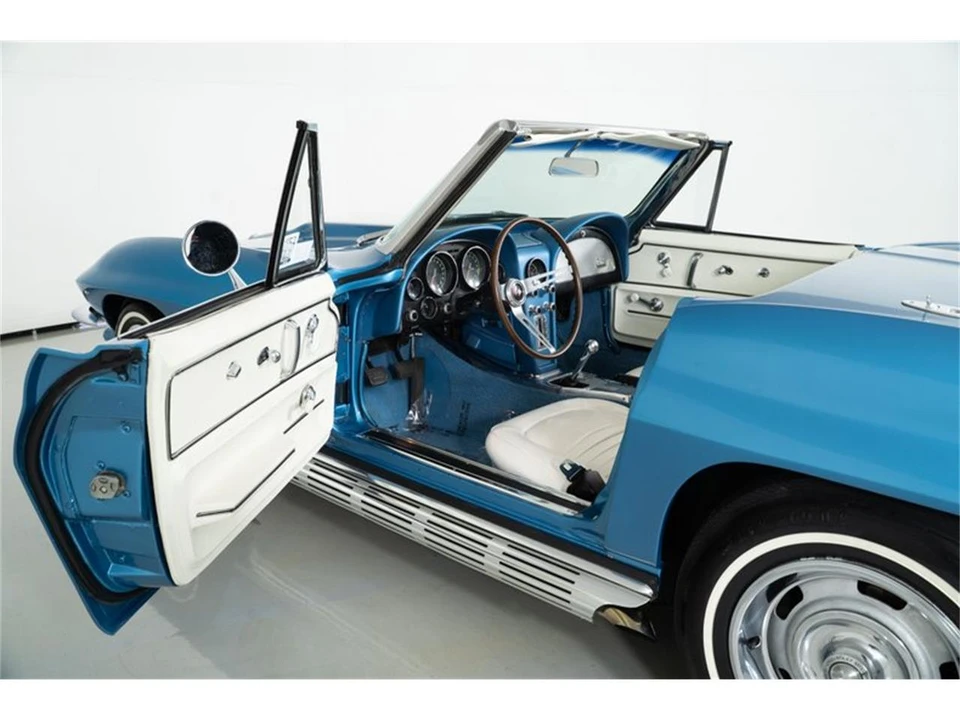 1967 Chevrolet Corvette C2 - Image 19 of 31