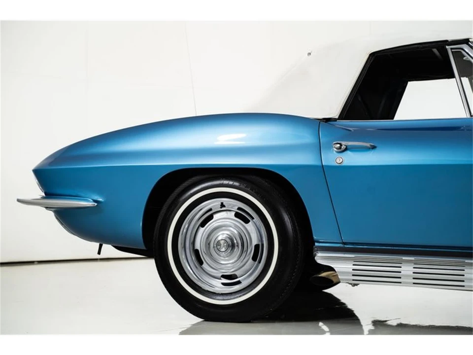 1967 Chevrolet Corvette C2 - Image 13 of 31