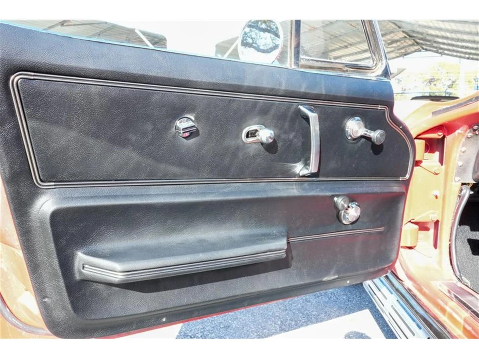 1967 Chevrolet Corvette C2 - Image 21 of 31