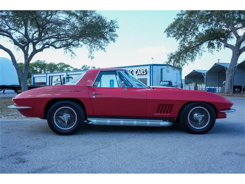 1967 Chevrolet Corvette C2 - Image 12 of 31