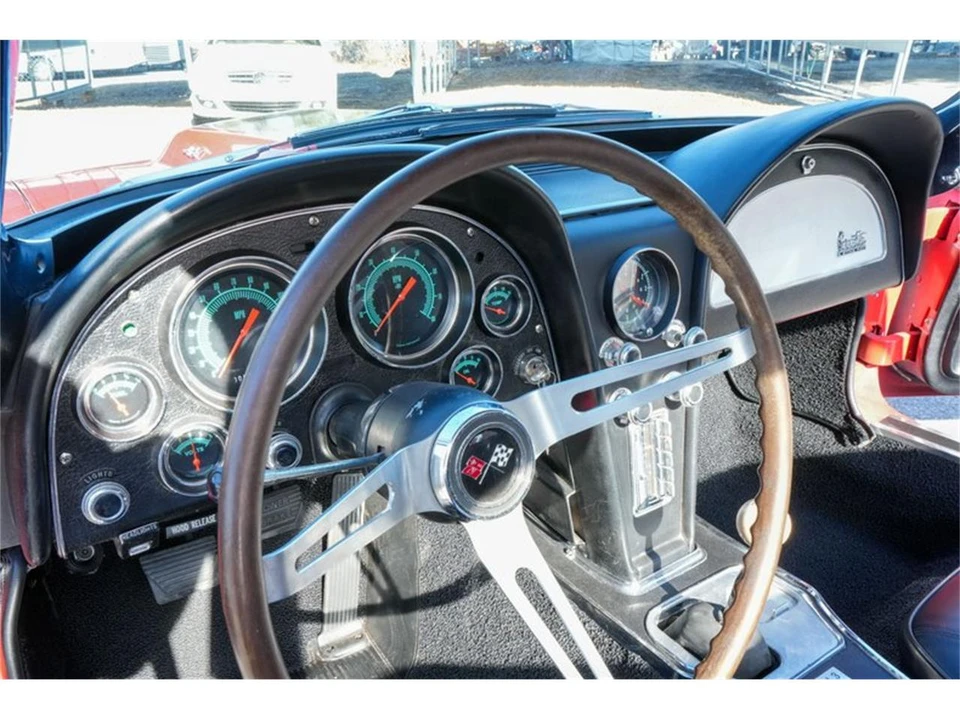 1967 Chevrolet Corvette C2 - Image 23 of 31