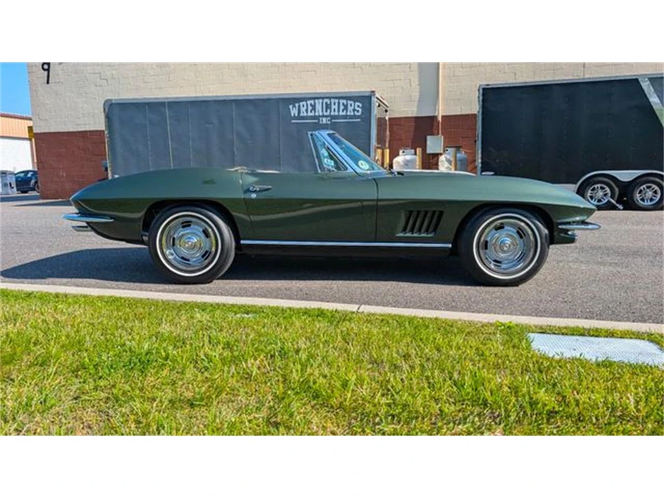 1967 Chevrolet Corvette C2 - Image 3 of 10