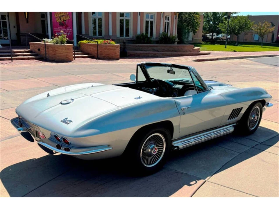 1967 Chevrolet Corvette C2 - Image 11 of 31