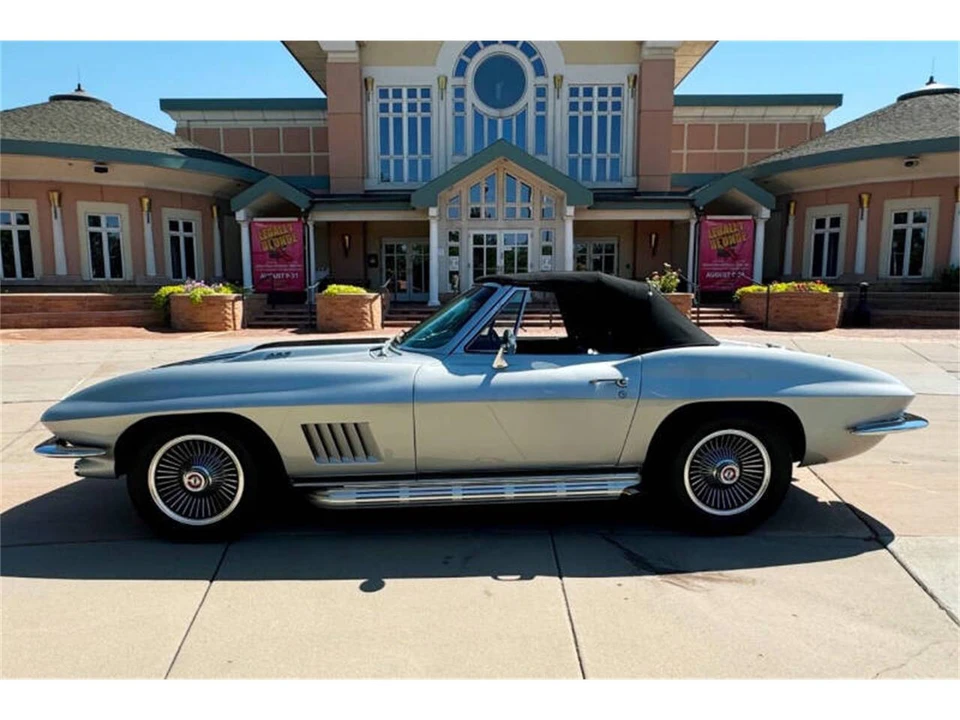 1967 Chevrolet Corvette C2 - Image 4 of 31