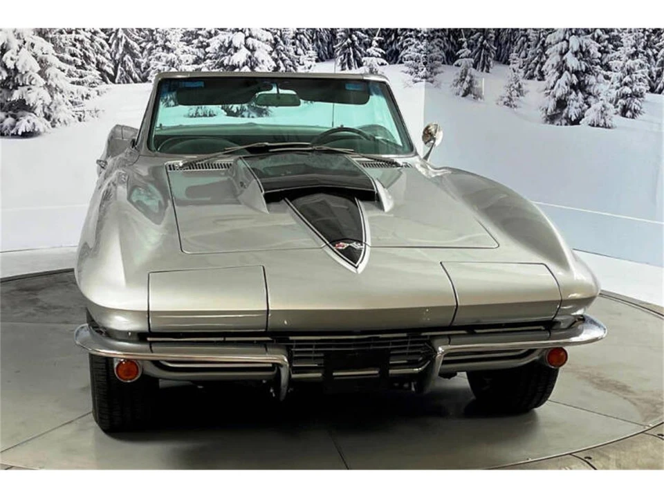 1967 Chevrolet Corvette C2 - Image 17 of 31
