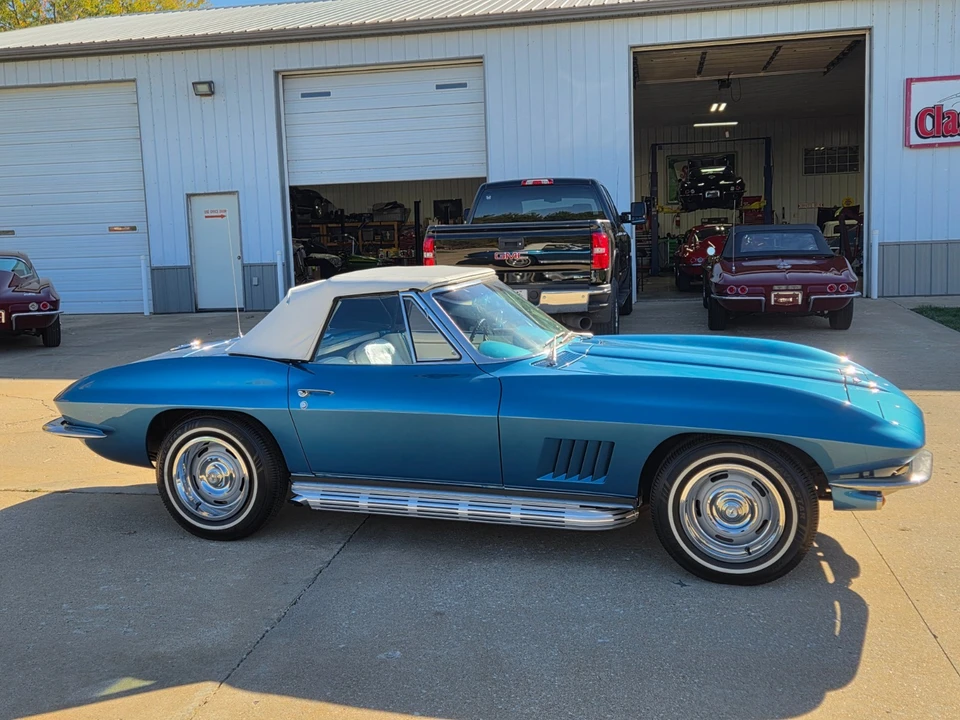 1967 Chevrolet Corvette C2 - Image 8 of 21