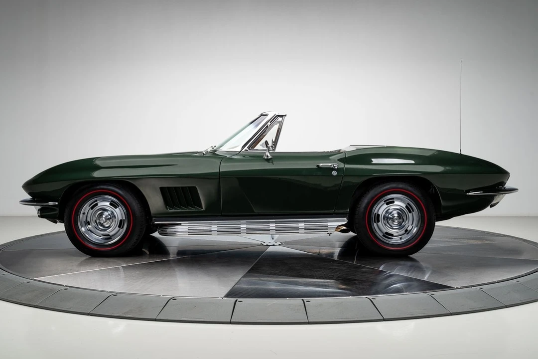 1967 Chevrolet Corvette C2 - Image 15 of 21