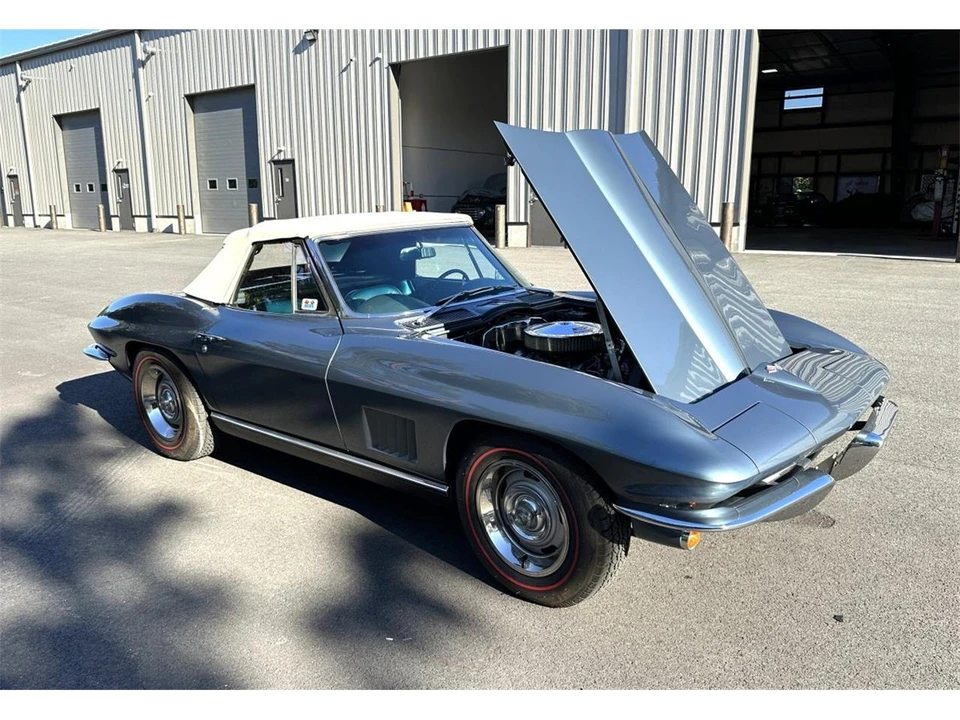 1967 Chevrolet Corvette C2 - Image 10 of 31