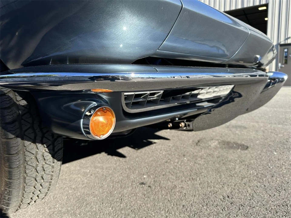 1967 Chevrolet Corvette C2 - Image 6 of 31
