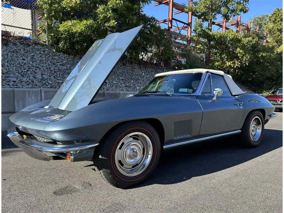1967 Chevrolet Corvette C2 - Image 12 of 31