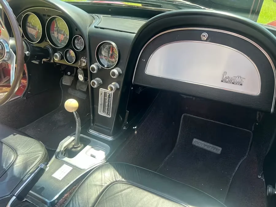 1967 Chevrolet Corvette C2 - Image 15 of 18