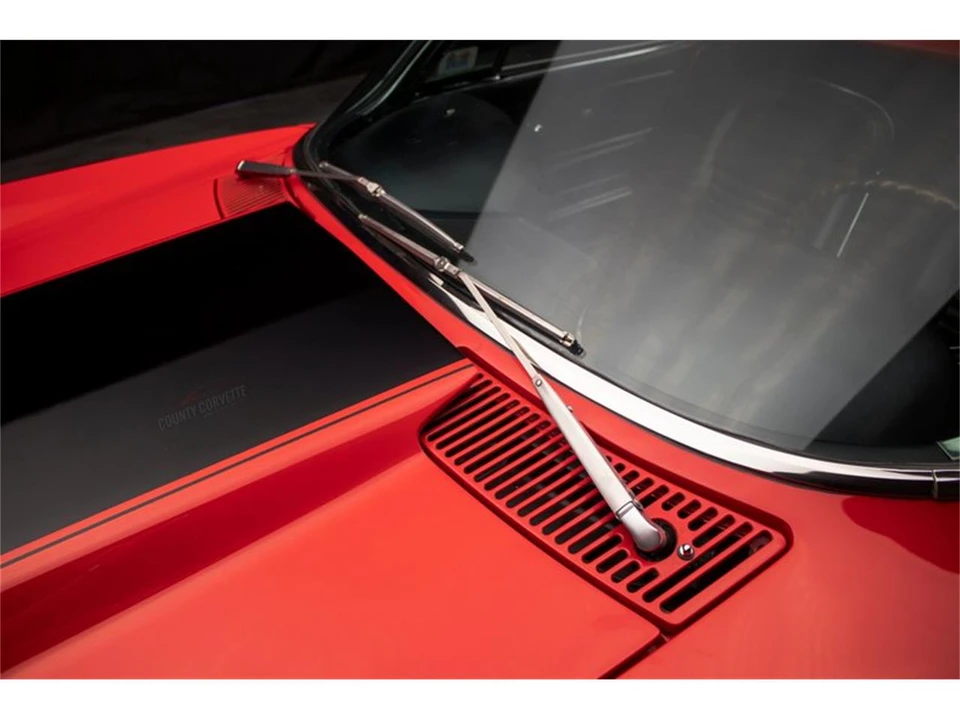 1967 Chevrolet Corvette C2 - Image 10 of 31