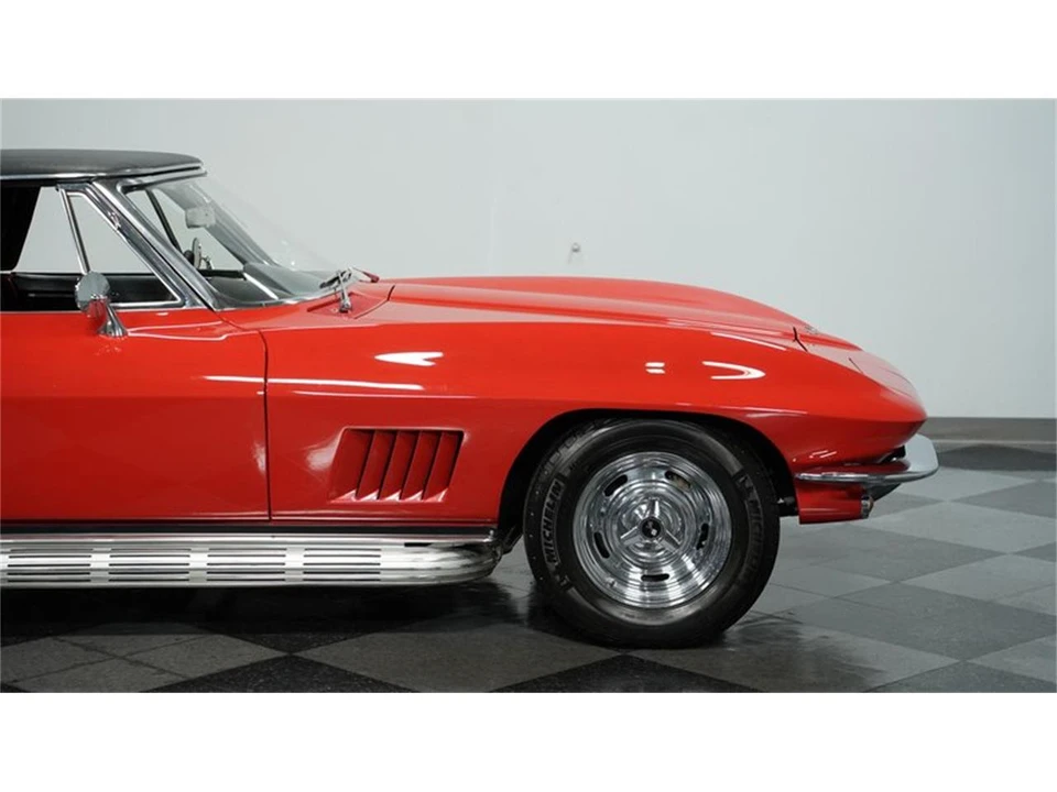 1967 Chevrolet Corvette C2 - Image 25 of 31