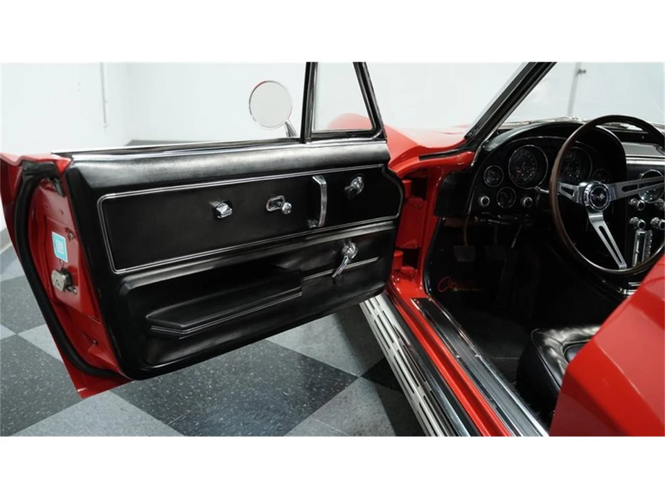 1967 Chevrolet Corvette C2 - Image 29 of 31