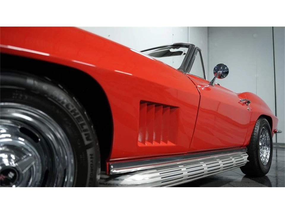 1967 Chevrolet Corvette C2 - Image 19 of 31