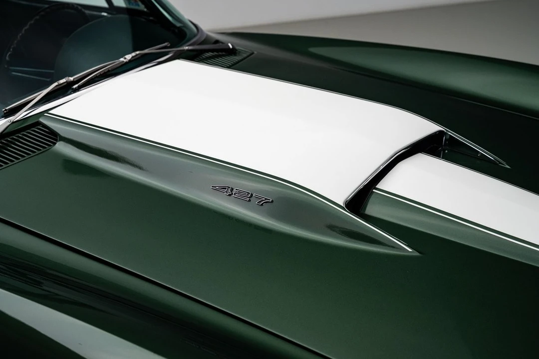1967 Chevrolet Corvette C2 - Image 15 of 31