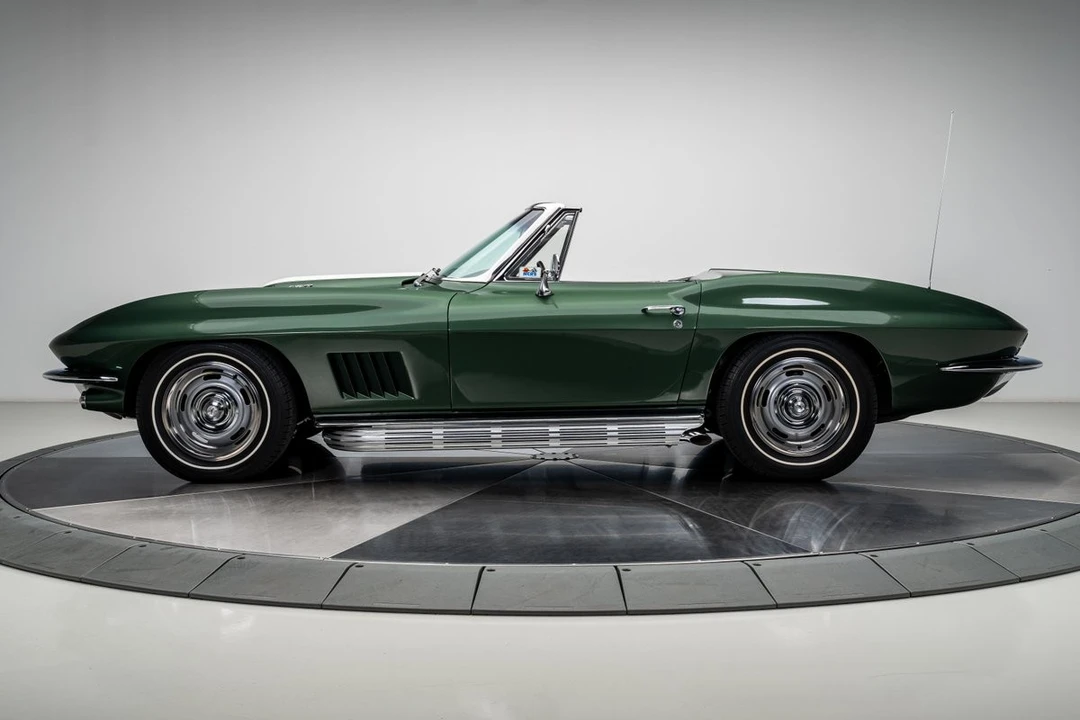 1967 Chevrolet Corvette C2 - Image 23 of 31