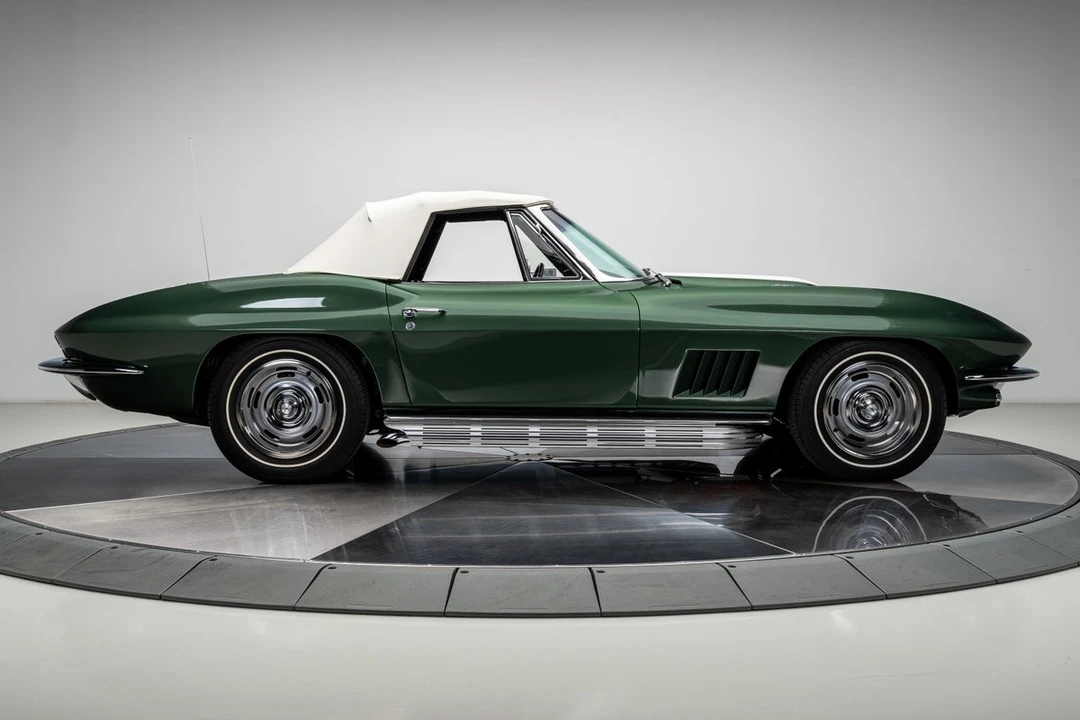 1967 Chevrolet Corvette C2 - Image 21 of 31
