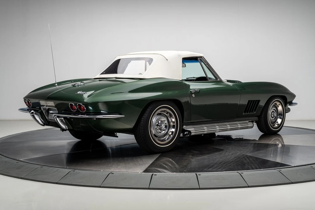 1967 Chevrolet Corvette C2 - Image 25 of 31