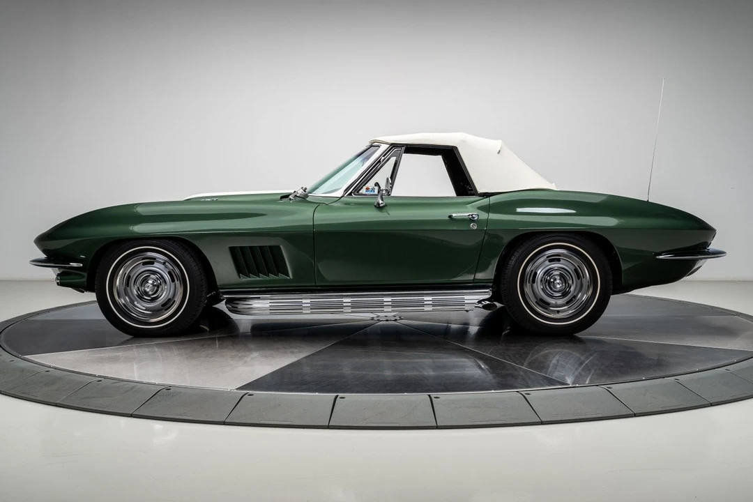 1967 Chevrolet Corvette C2 - Image 24 of 31