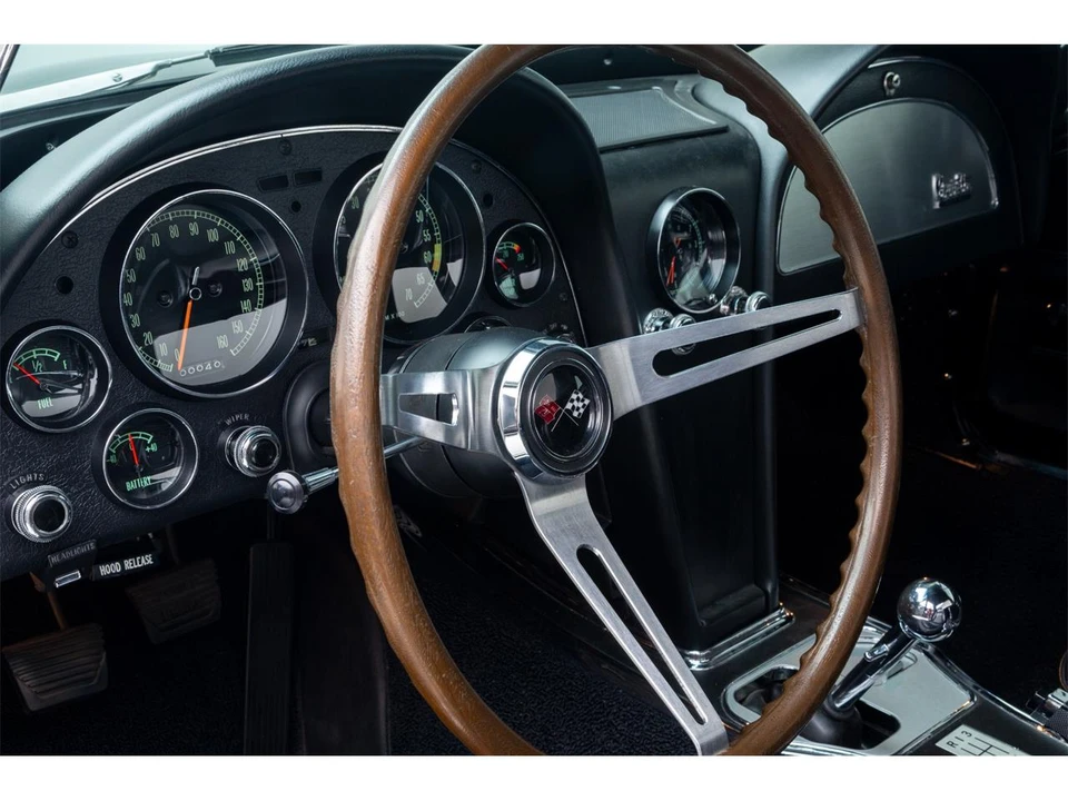 1967 Chevrolet Corvette C2 - Image 28 of 31