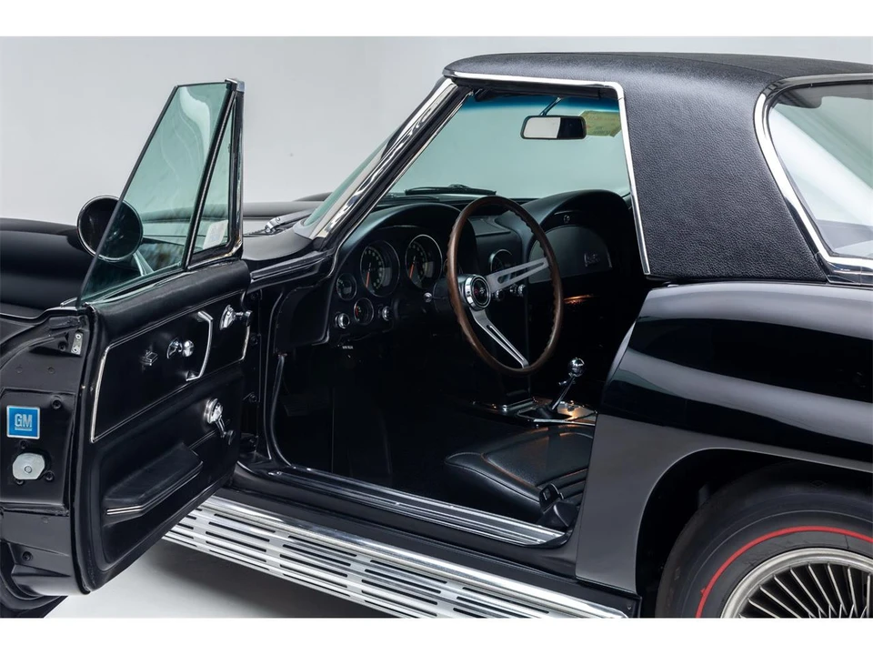 1967 Chevrolet Corvette C2 - Image 24 of 31